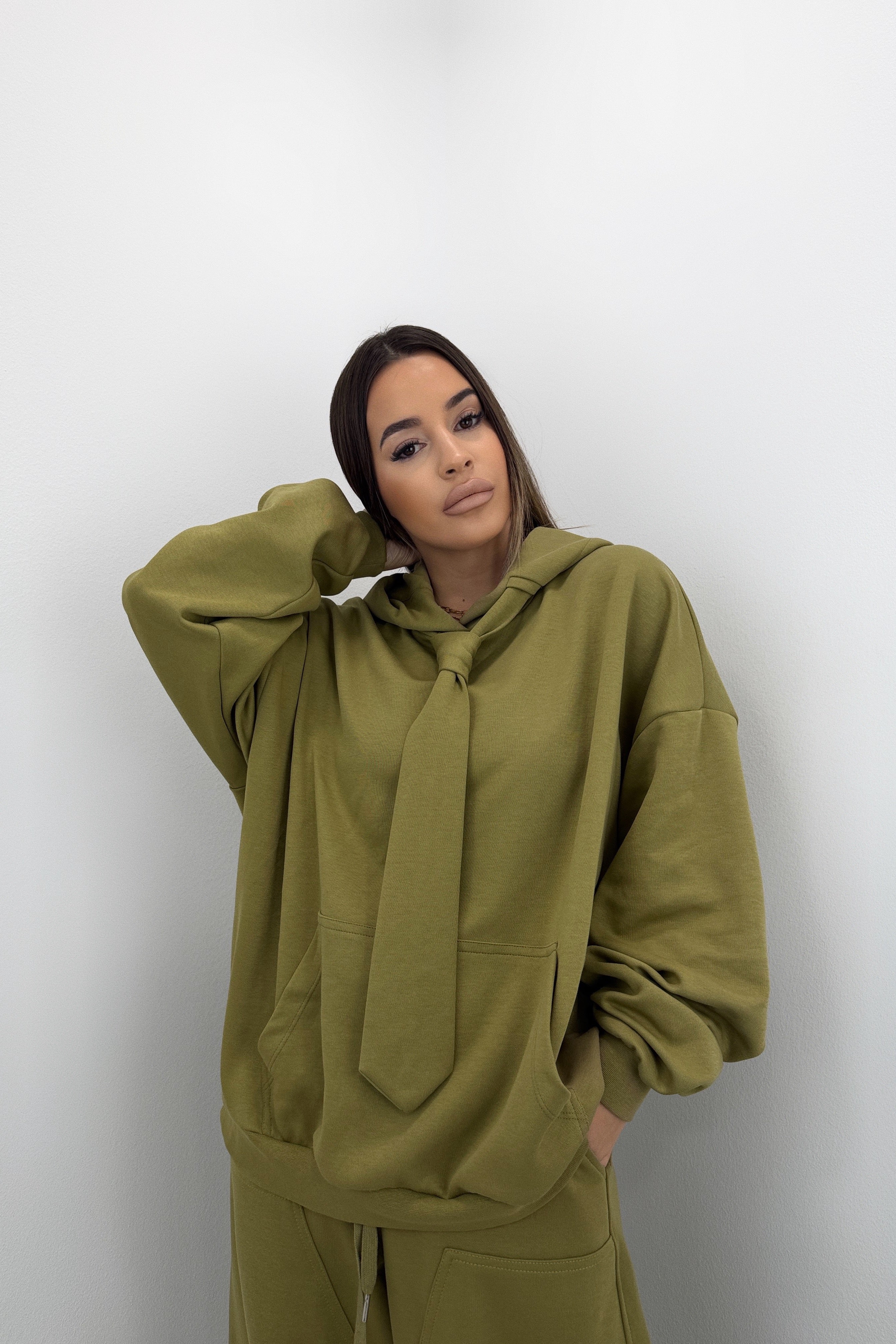 SUDADERA CORBATA LUMINA