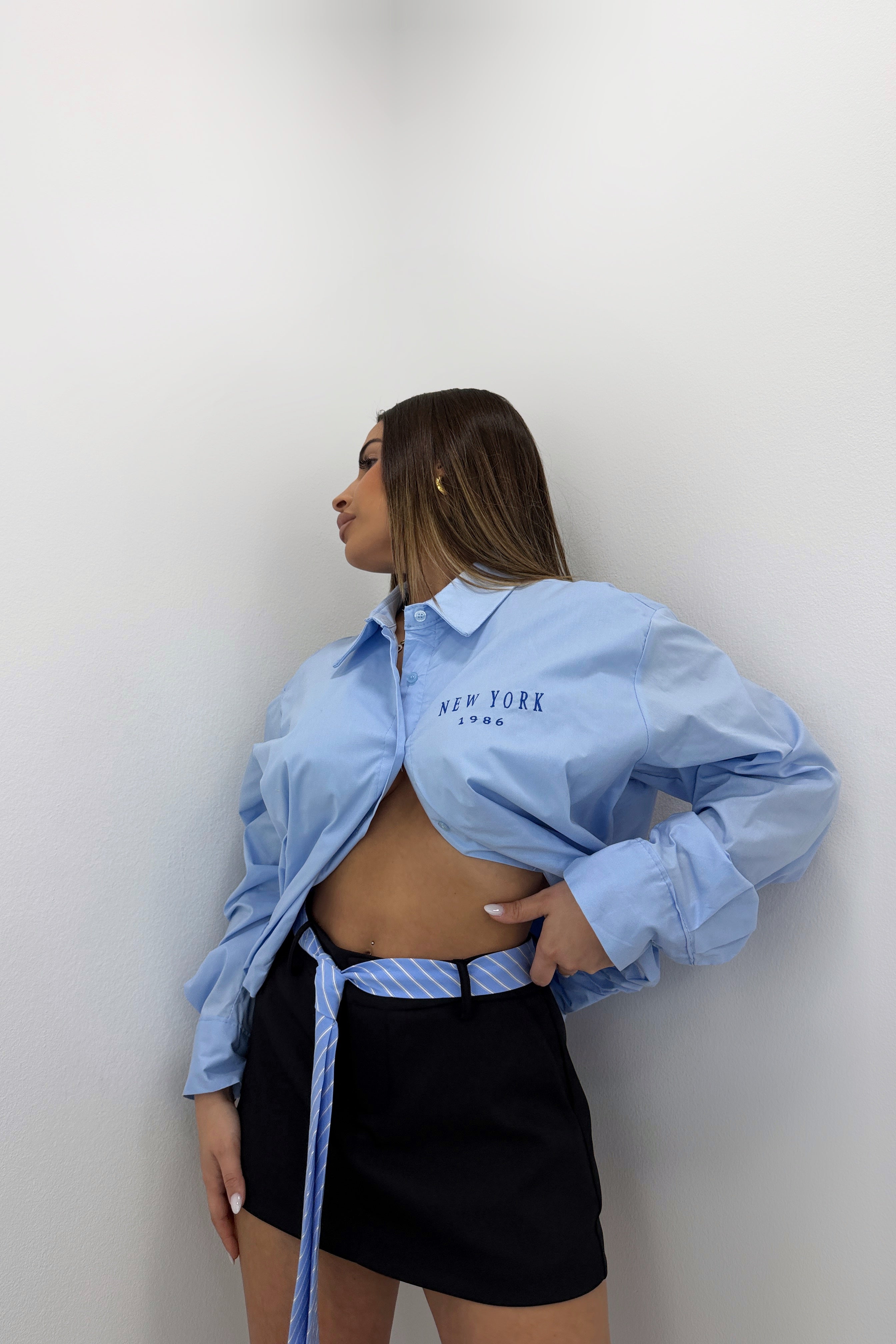 FALDA CON CORBATA LUMINA