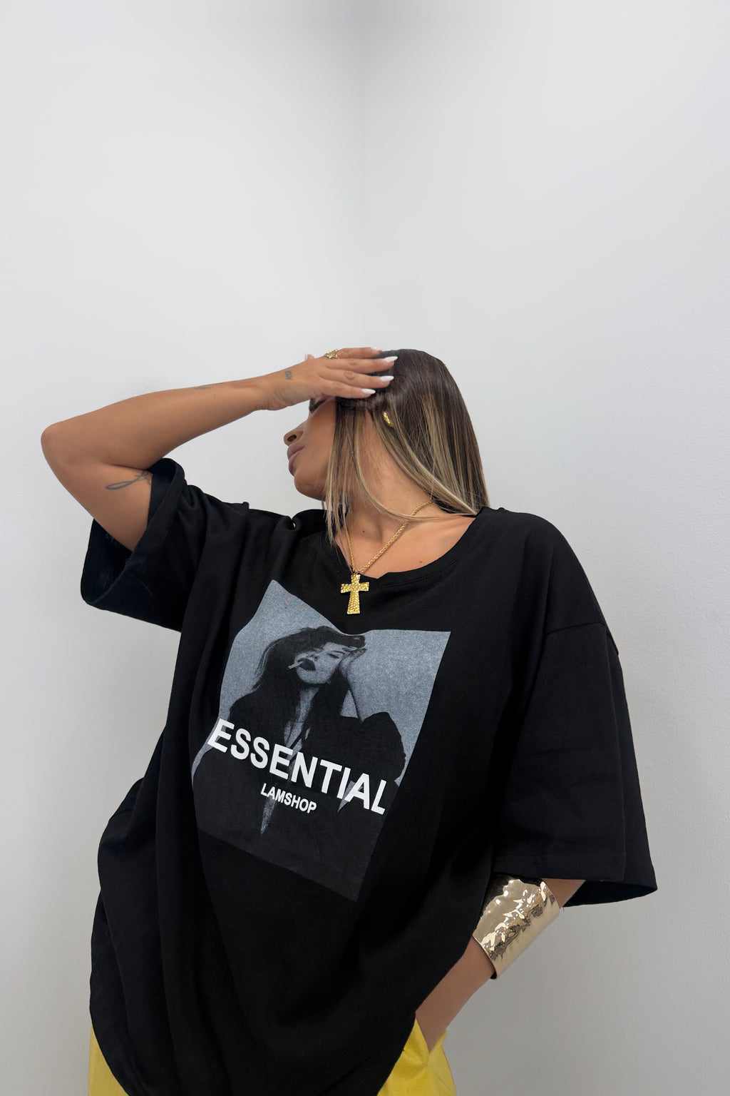 CAMISETA ESSENTIAL