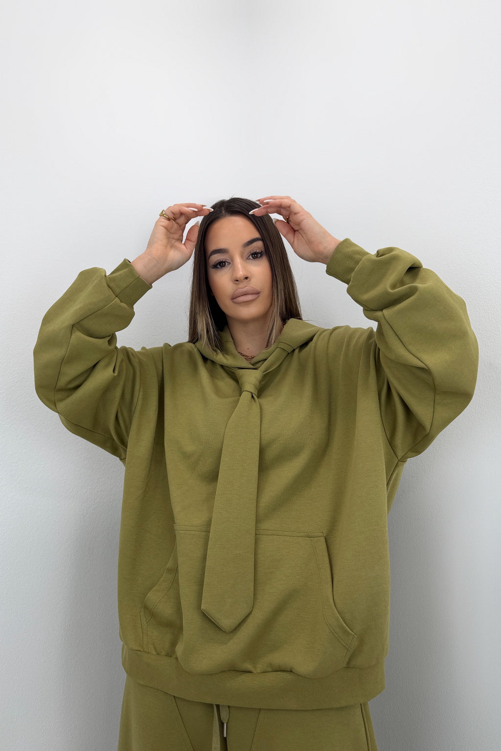 SUDADERA CORBATA LUMINA