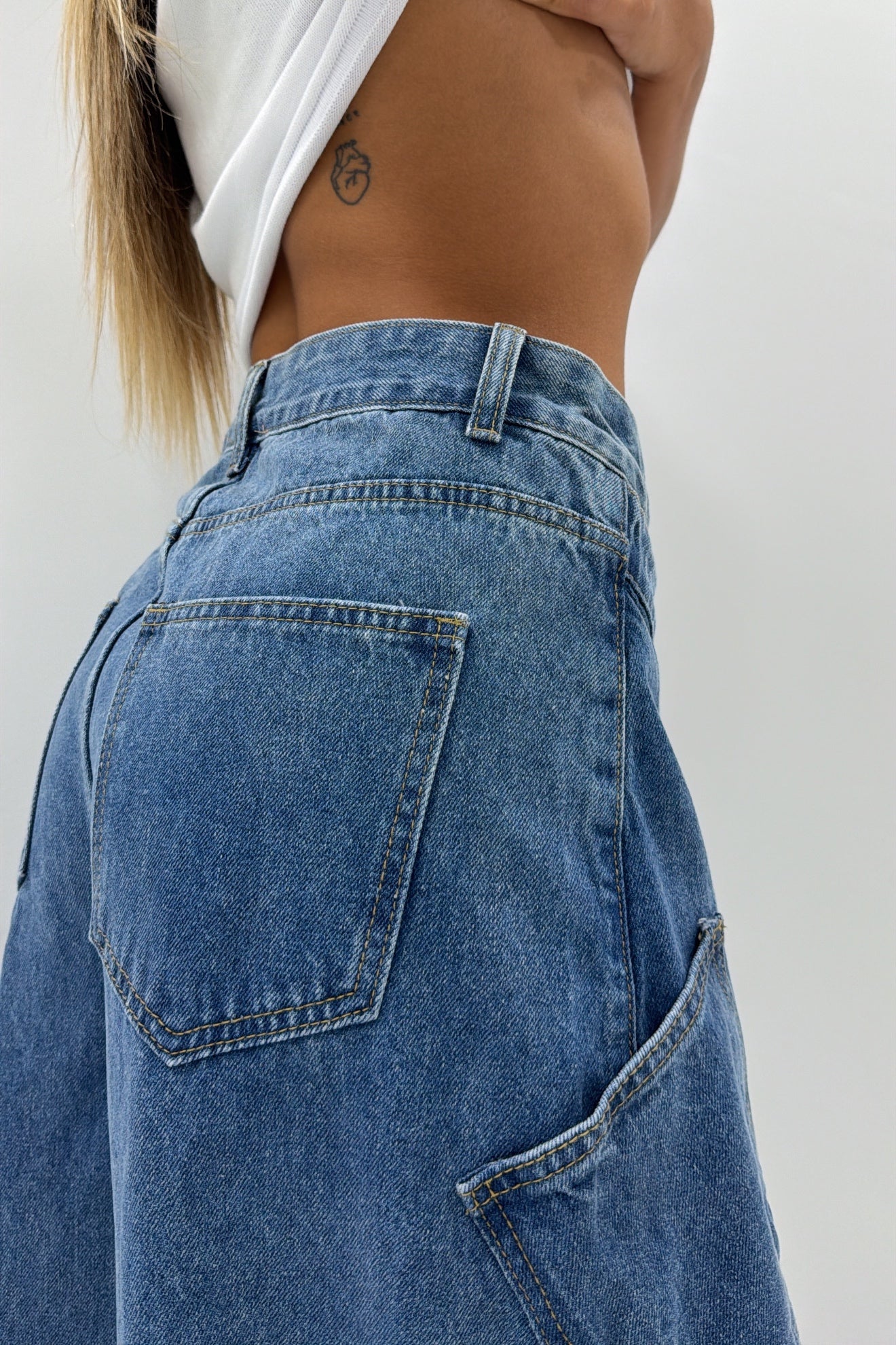 JEANS ASIMÉTRIC DENIM