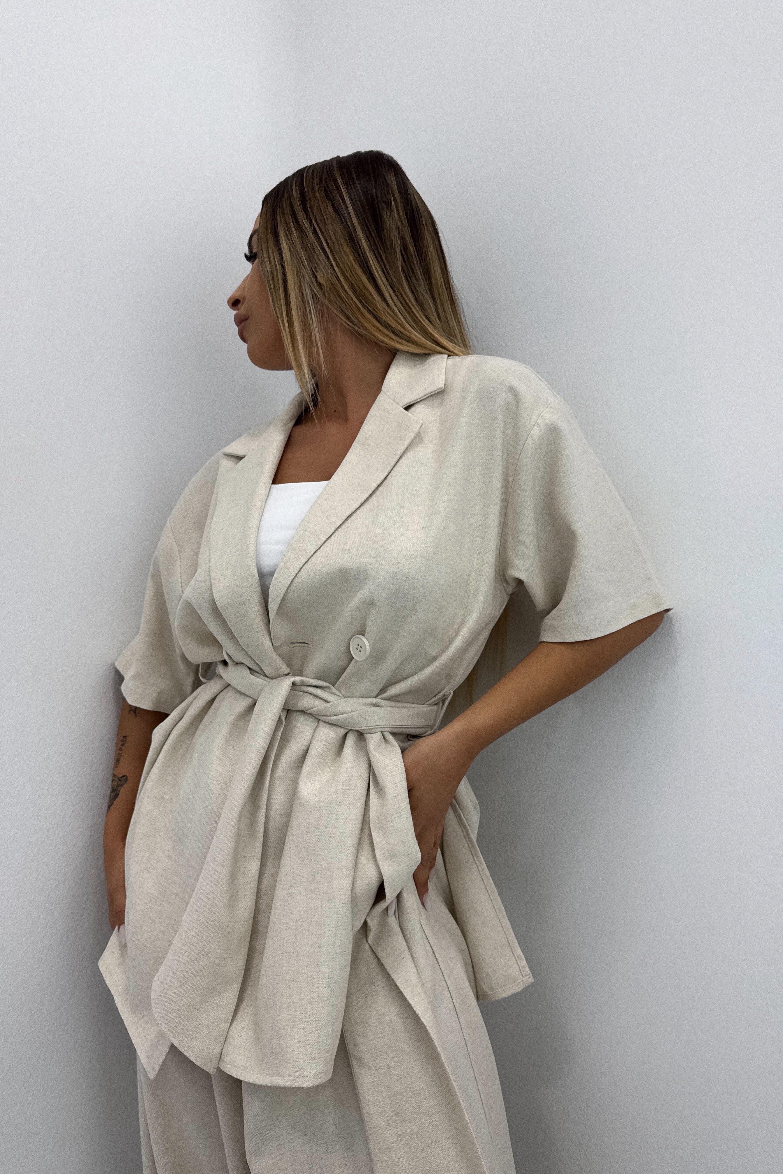 BLAZER CINTURÓN LUMINA