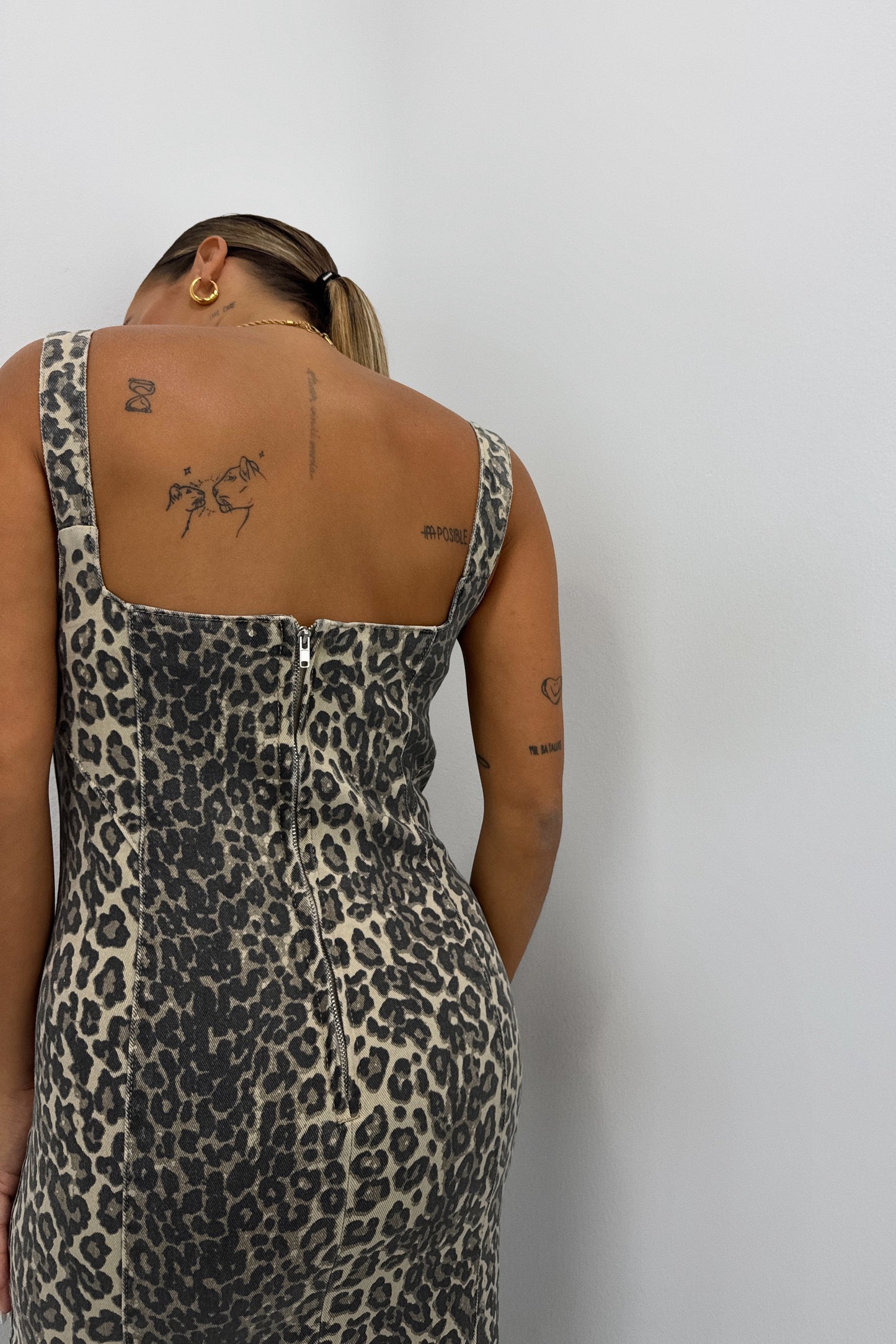 VESTIDO DENIM LEO