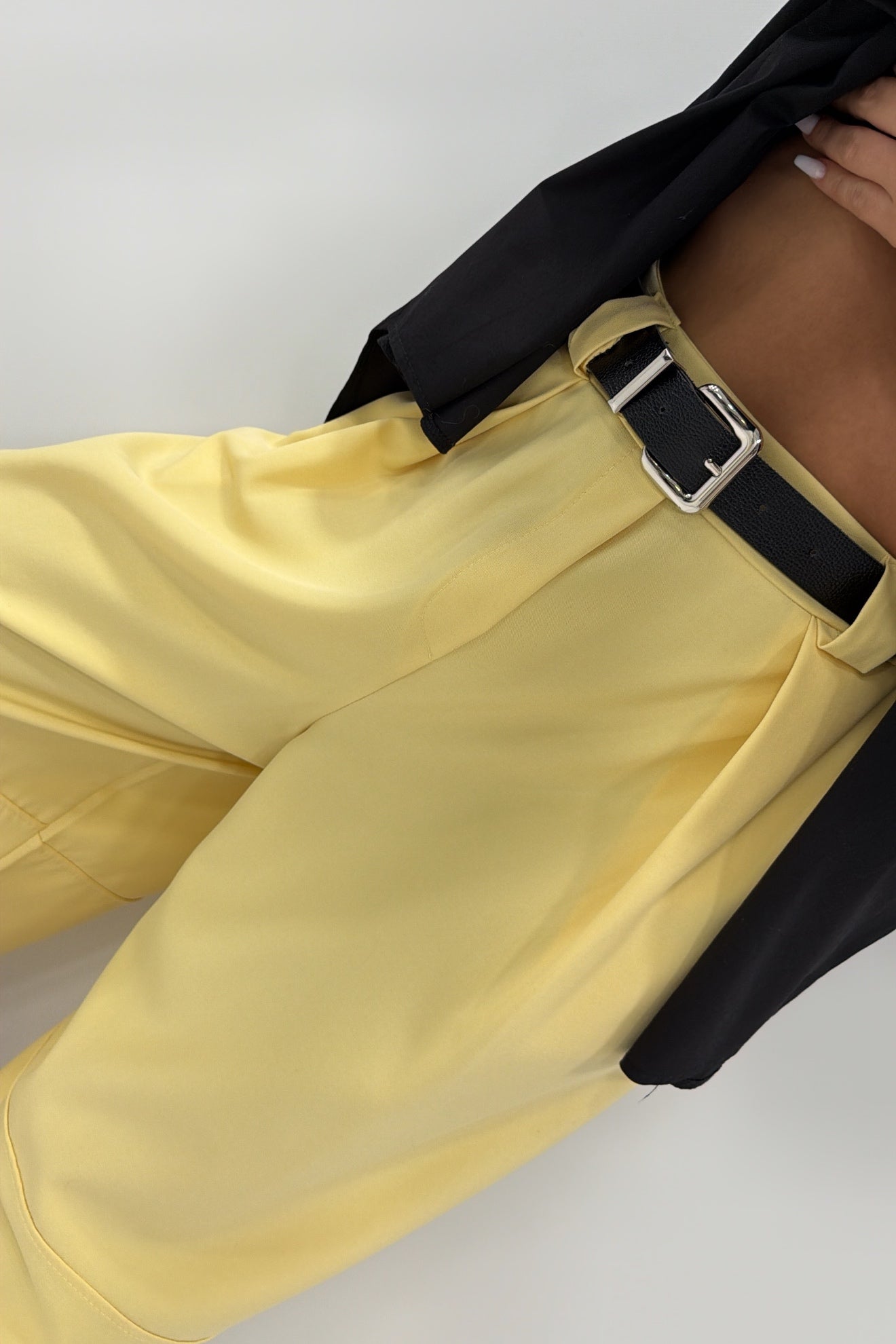 PANTALÓN AMAR CON CINTURÓN