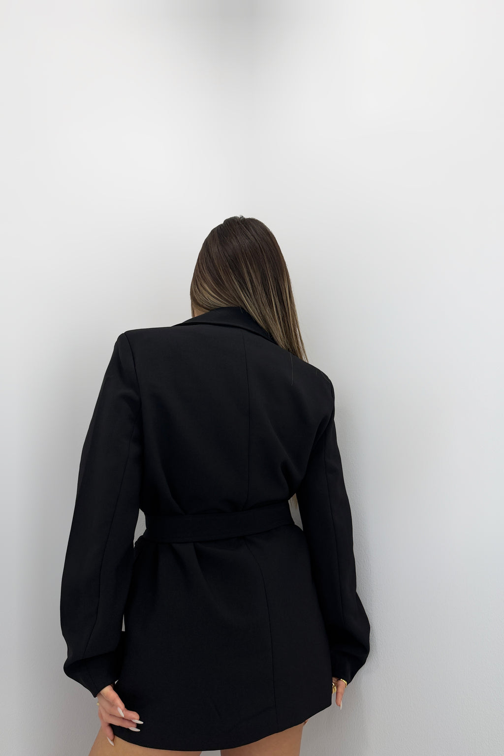 BLAZER CON CINTURÓN BOTTON