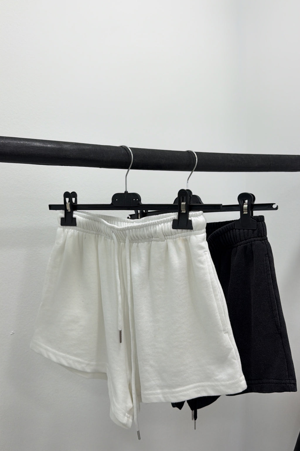 PANTALÓN SHORT DEPORTIVO