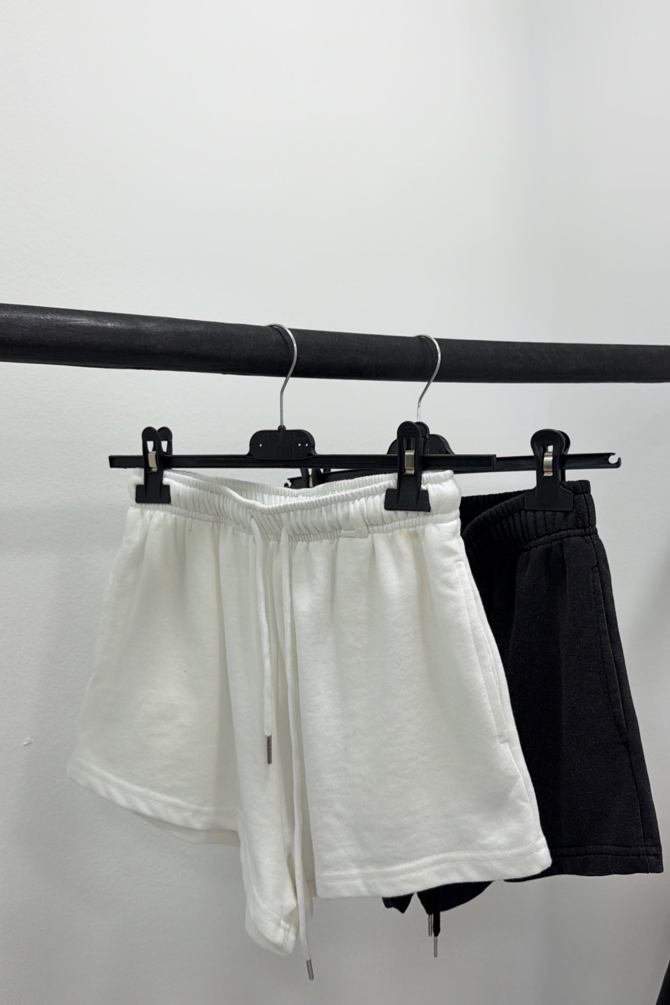 PANTALÓN SHORT DEPORTIVO