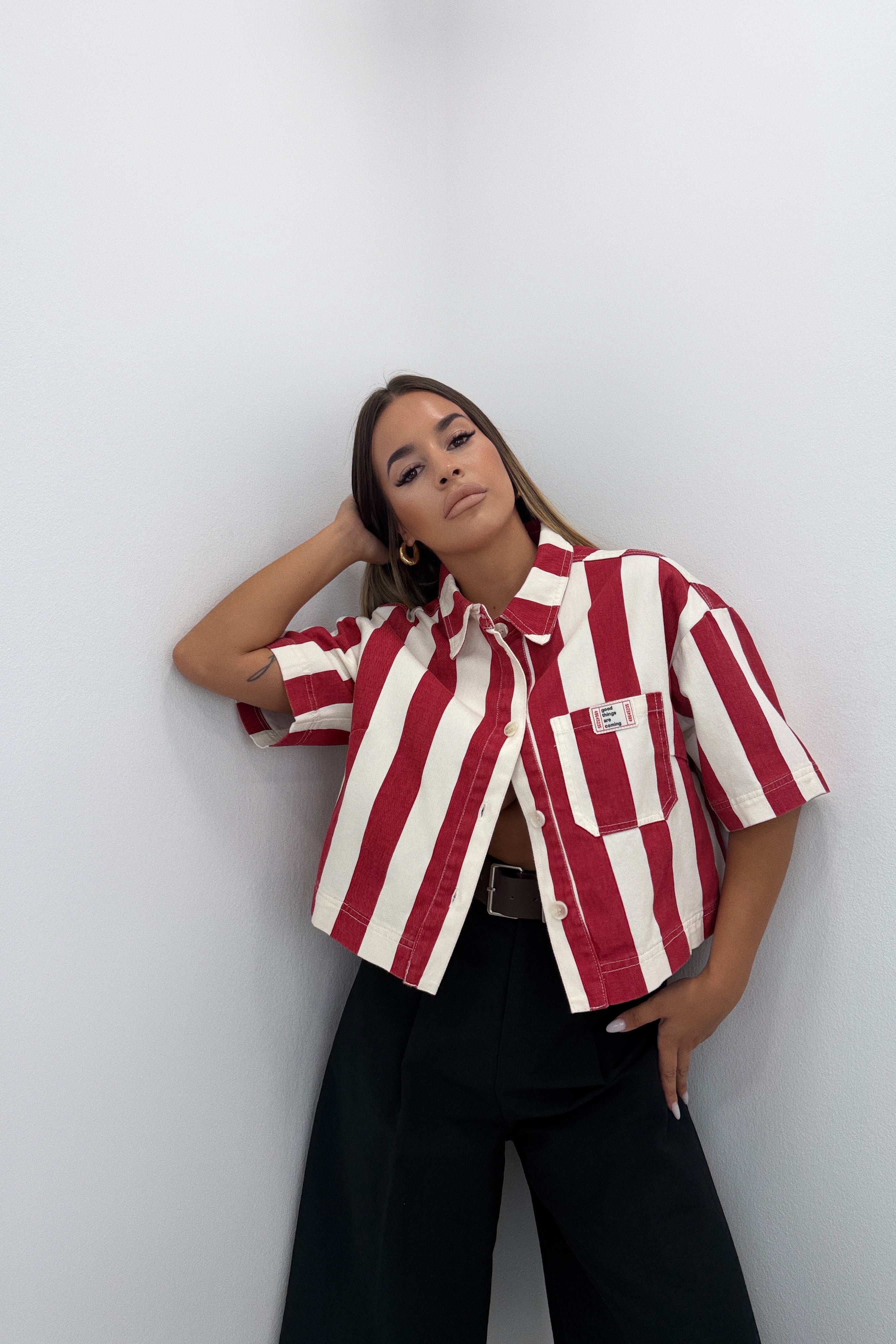 CAMISA RAY CROPPED