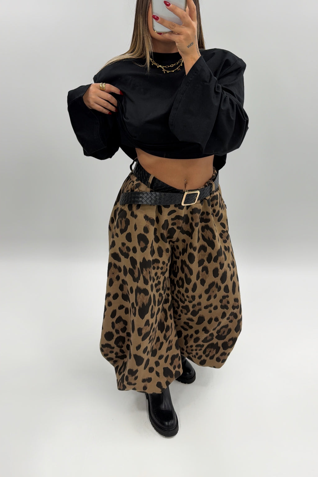 PANTALÓN BOMBACH LEOPARDO CON CINTURÓN