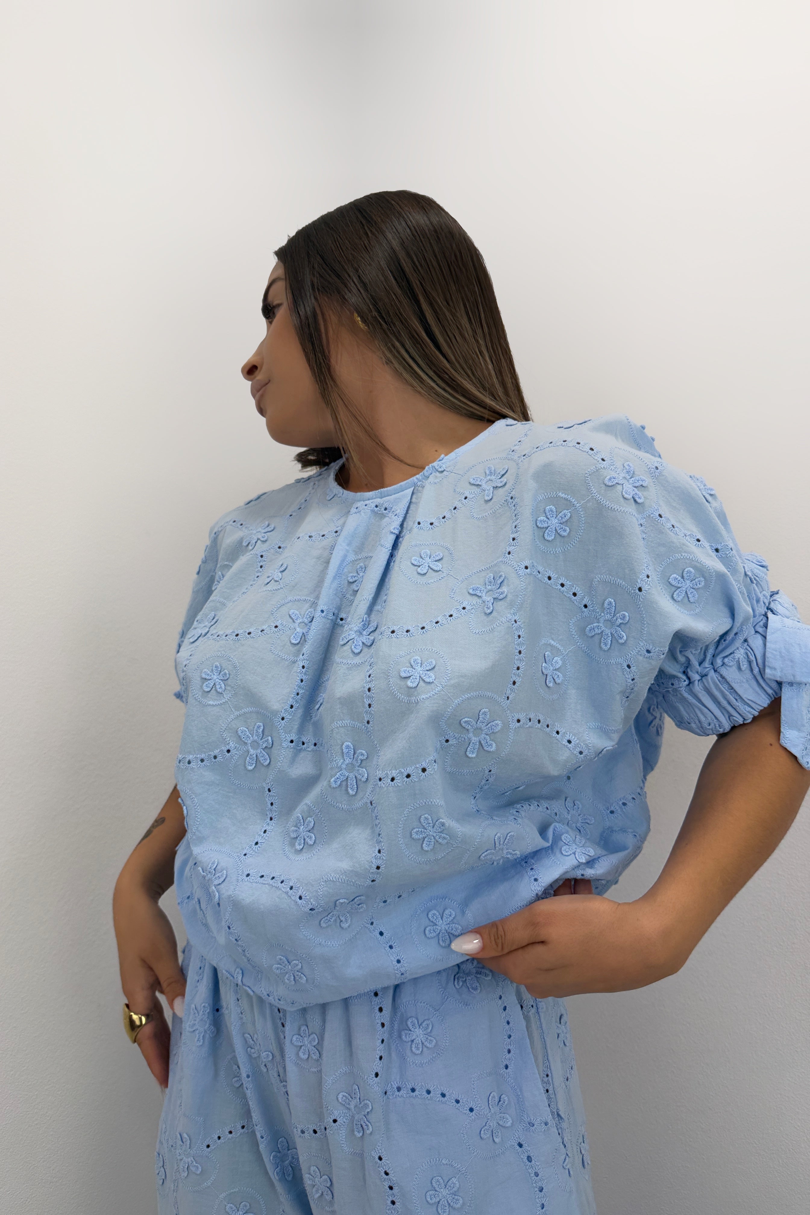 CAMISA BORDE LUMINA