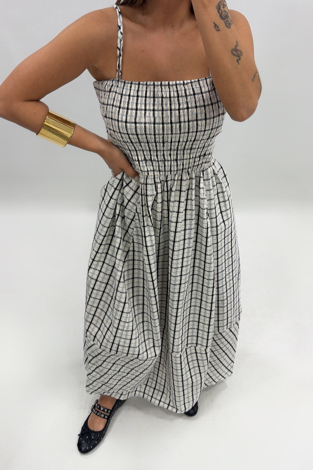 VESTIDO BAHON CUADRE