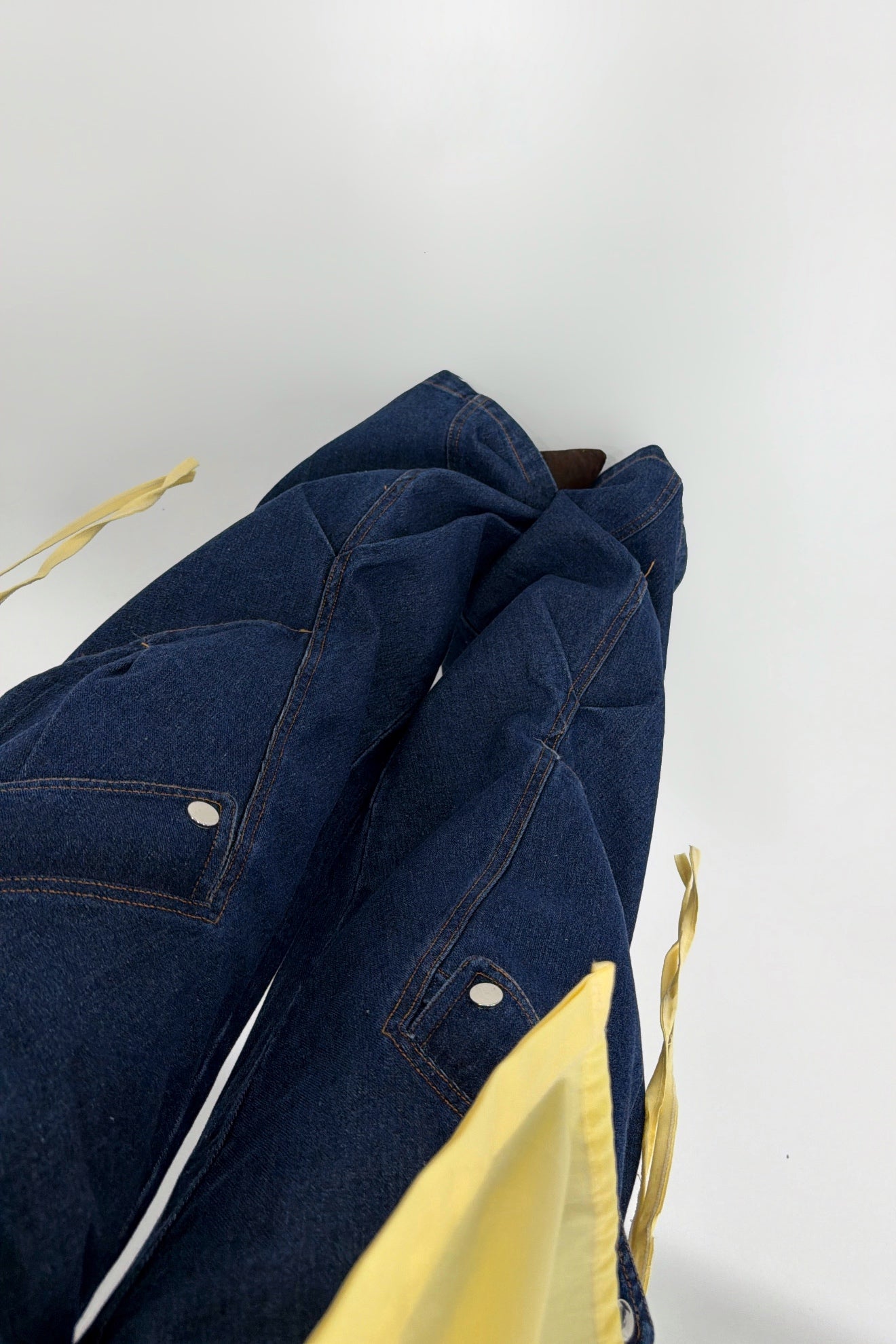 JEANS MAXI BOLSILLOS