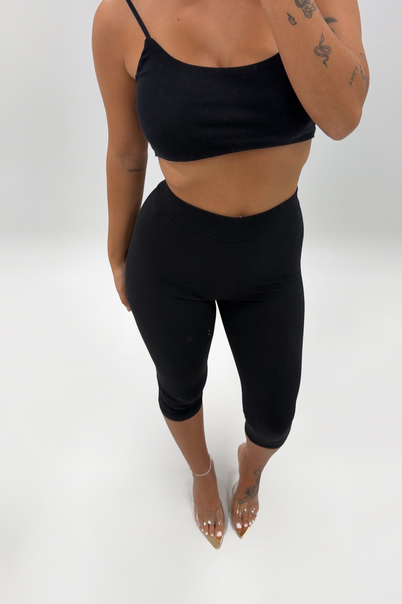 PANTALÓN LEGGING CAPRI LUMINA