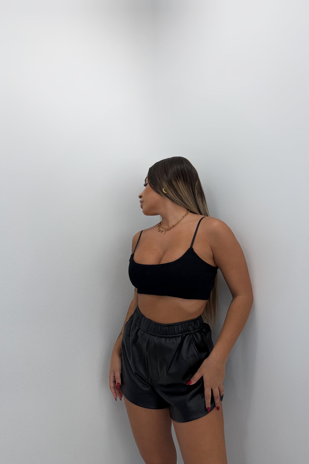 PANTALÓN SHORT POLIPIEL