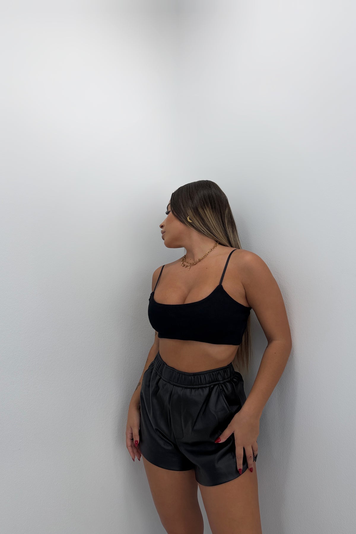 PANTALÓN SHORT POLIPIEL