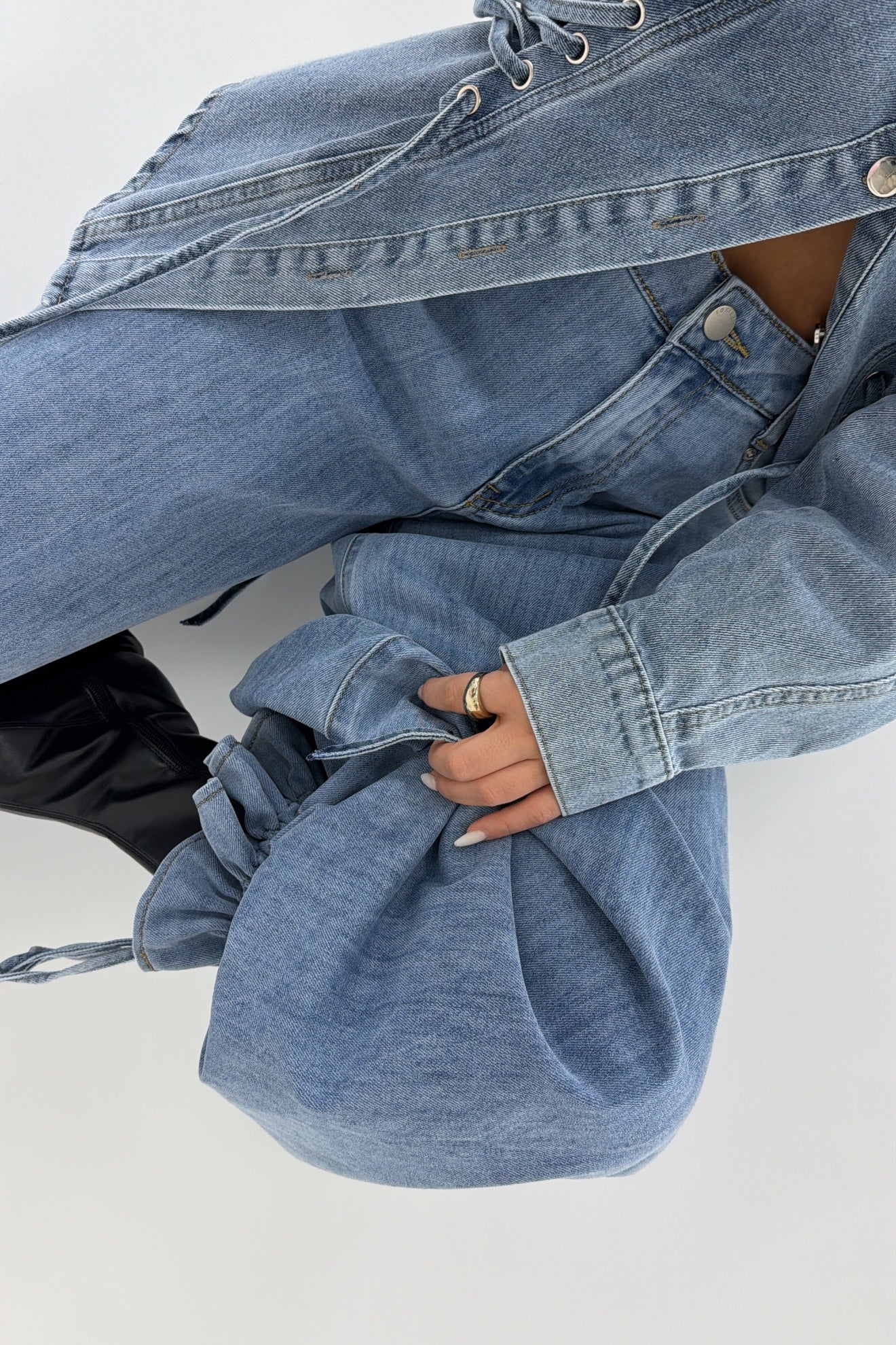 PANTALÓN DENIM FRUNZ