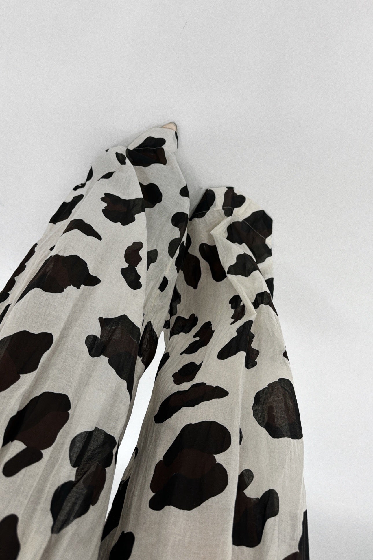 PANTALÓN FLUIDO VACA LUM