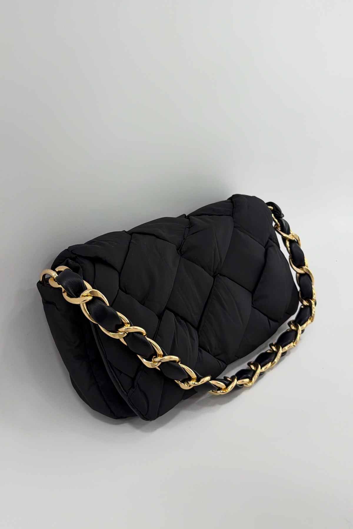 BOLSO ACOLCHADO CON DORE