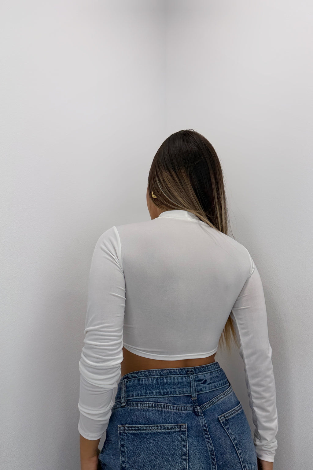 TOP FRUNZ CROPPED