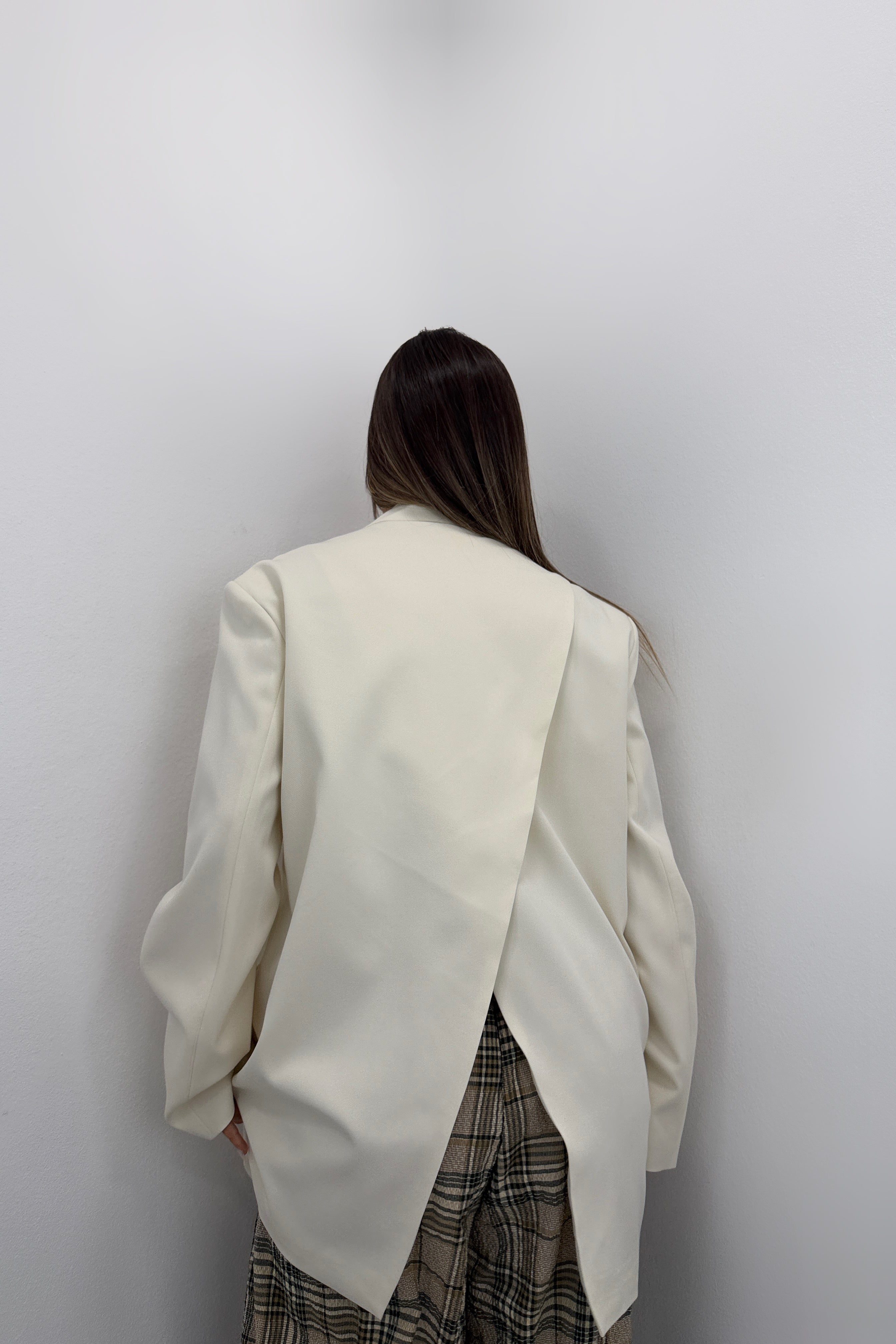 BLAZER DETAIL ESPALDA