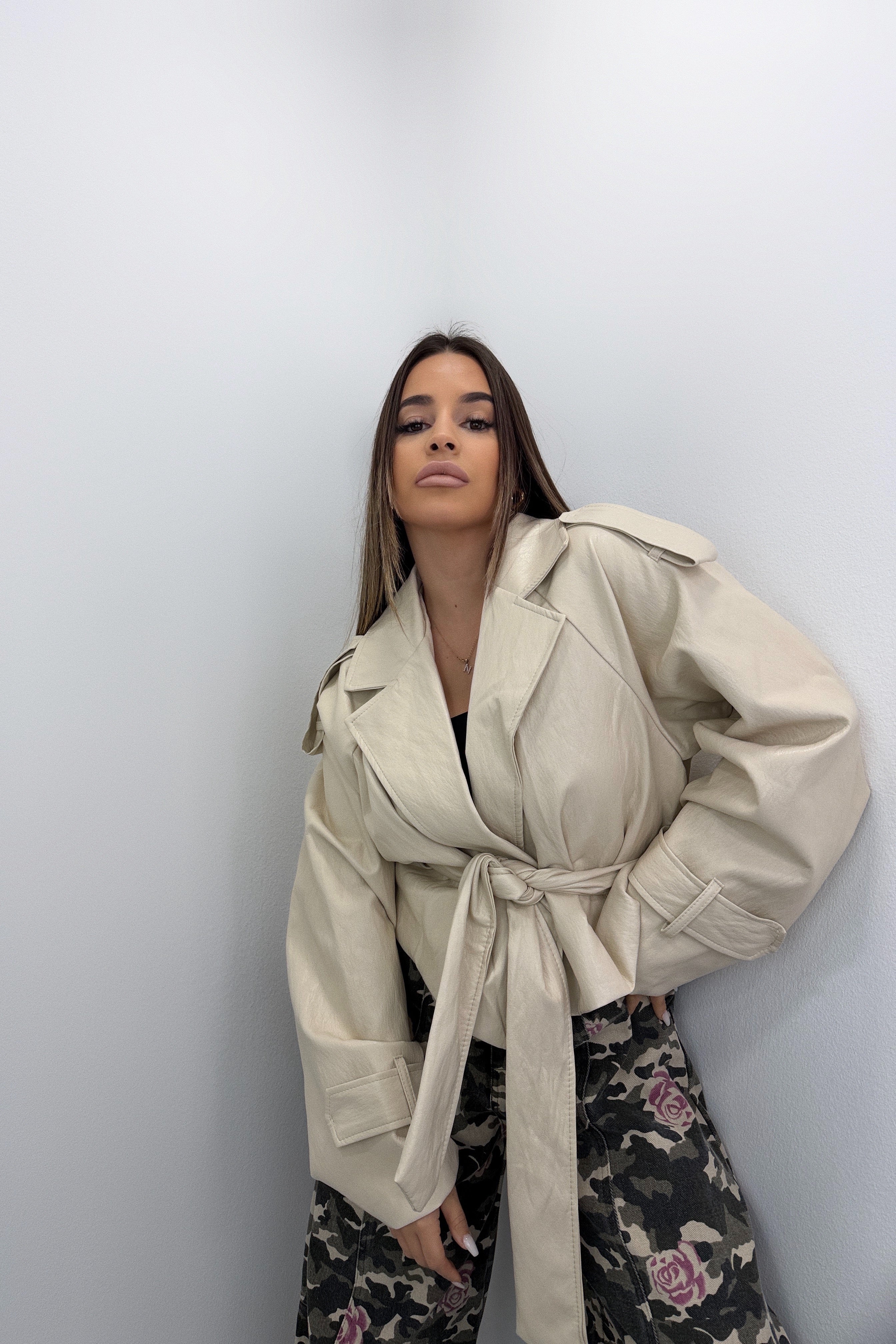 CHAQUETA POL CINTURÓN