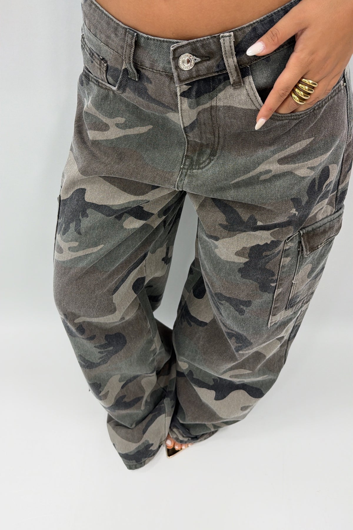 JEANS CARGO CAMUFLAJE