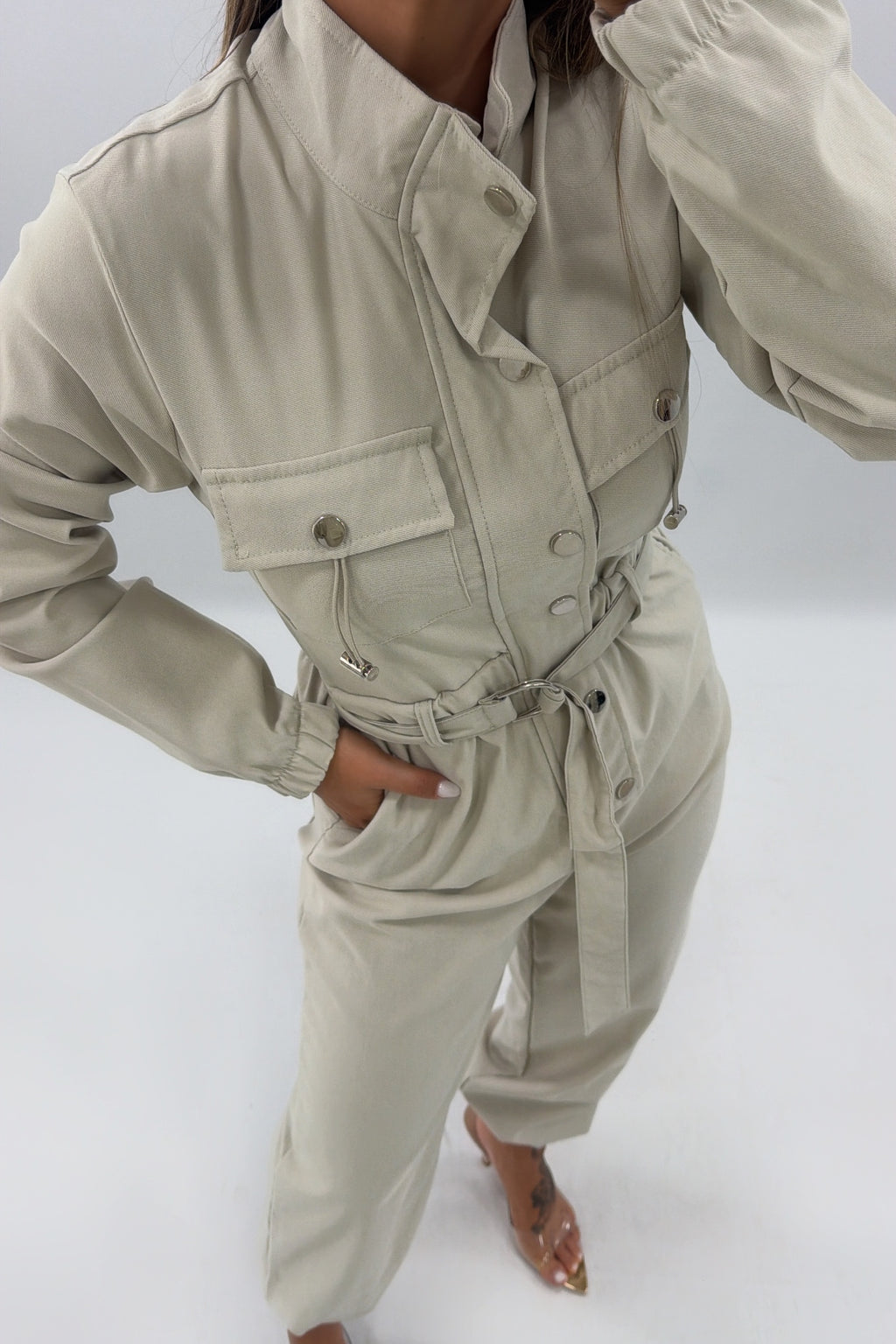 MONO CARGO CREM