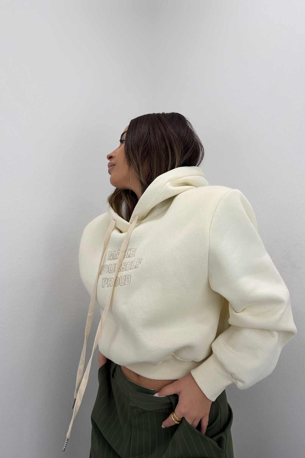 SUDADERA HOMBRERAS LUMINA