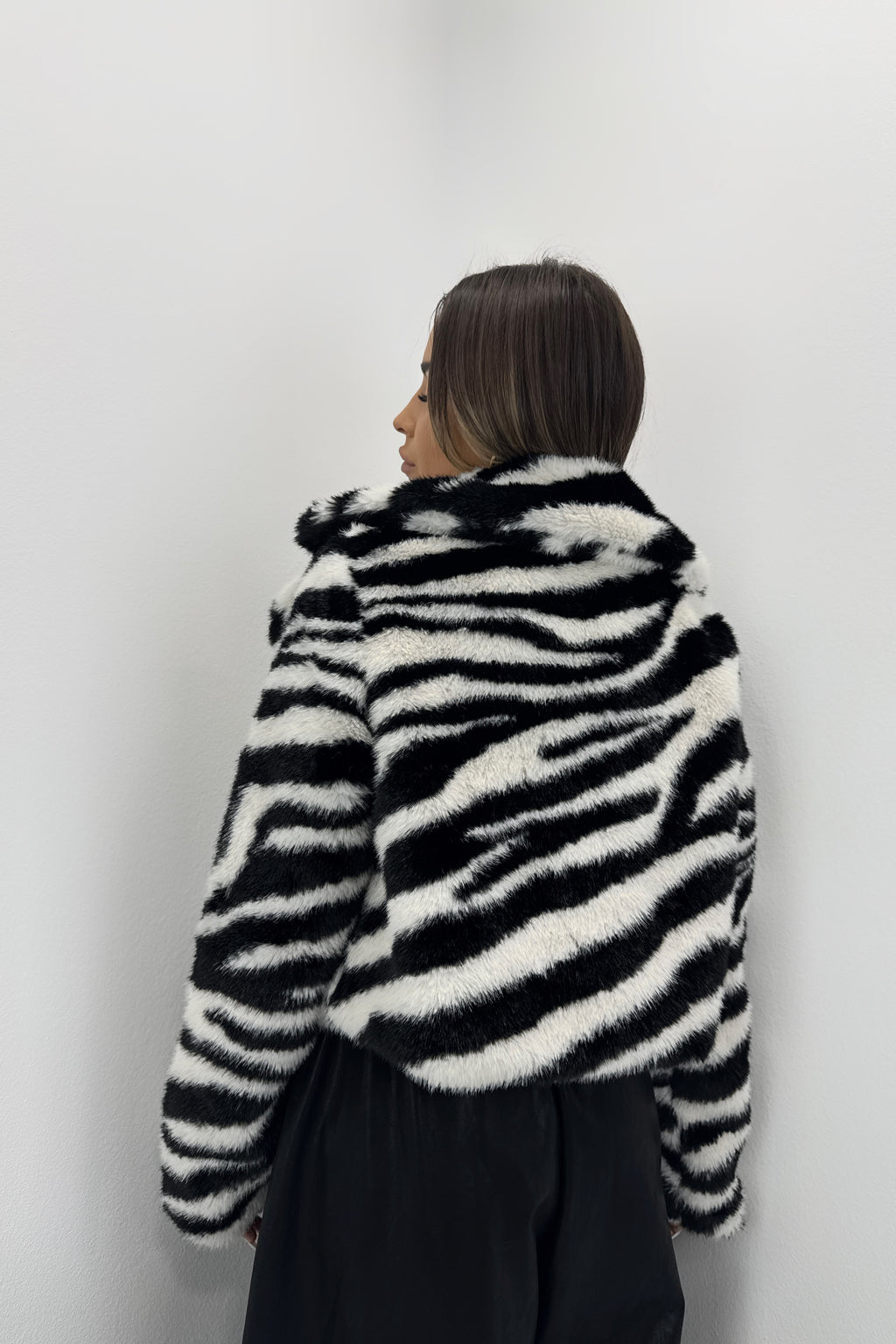 ABRIGO ESTAMPADO ZEBRA