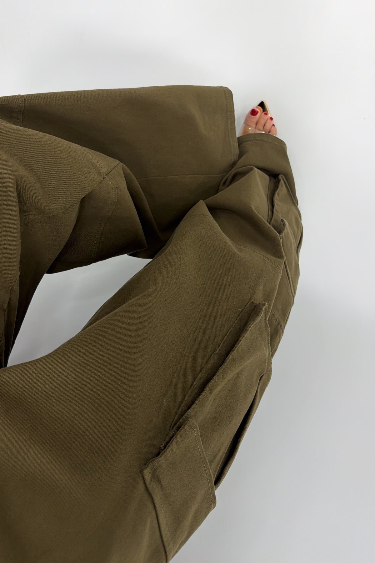 JEANS CARGO LUMINA