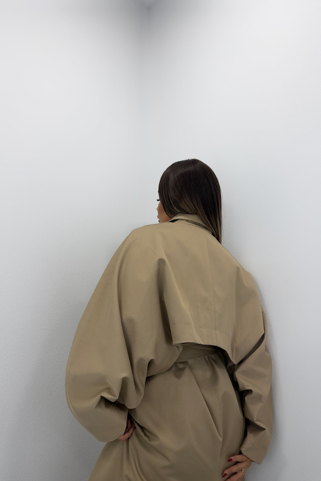 CHAQUETA | TRENCH CINTURÓN