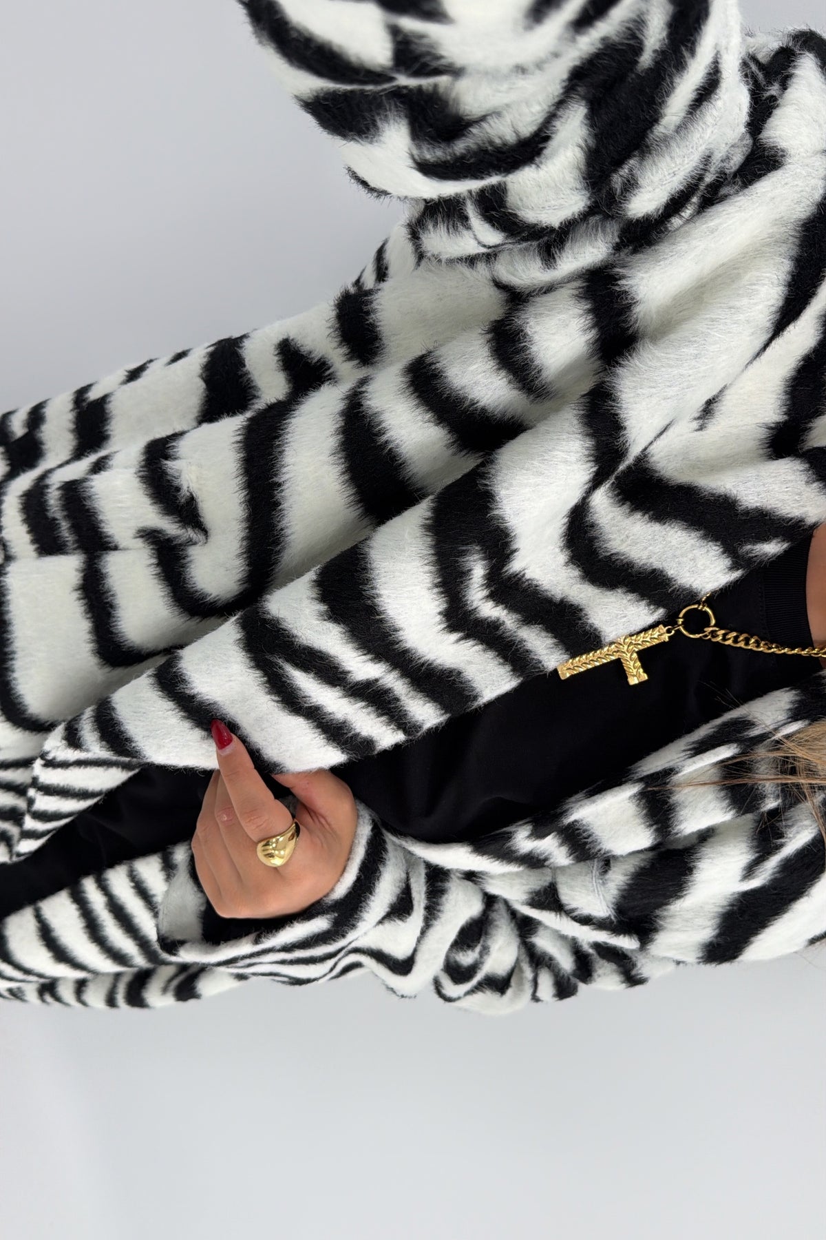 ABRIGO ZEBRA LUMINA