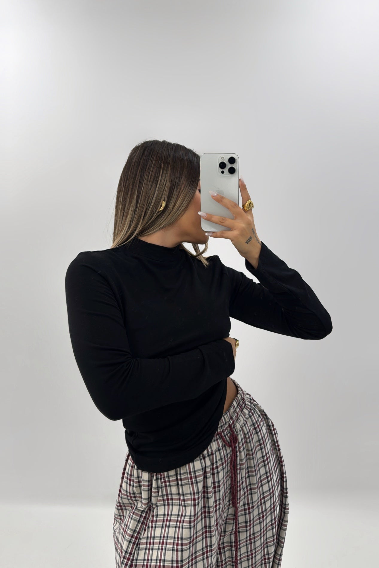 CAMISETA BÁSICA
