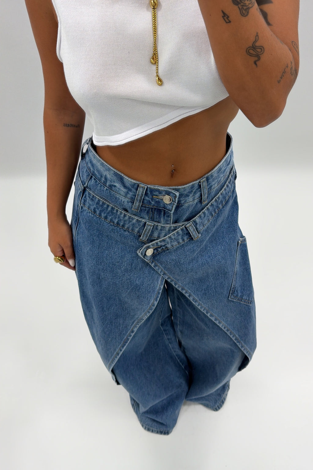JEANS ASIMÉTRIC DENIM